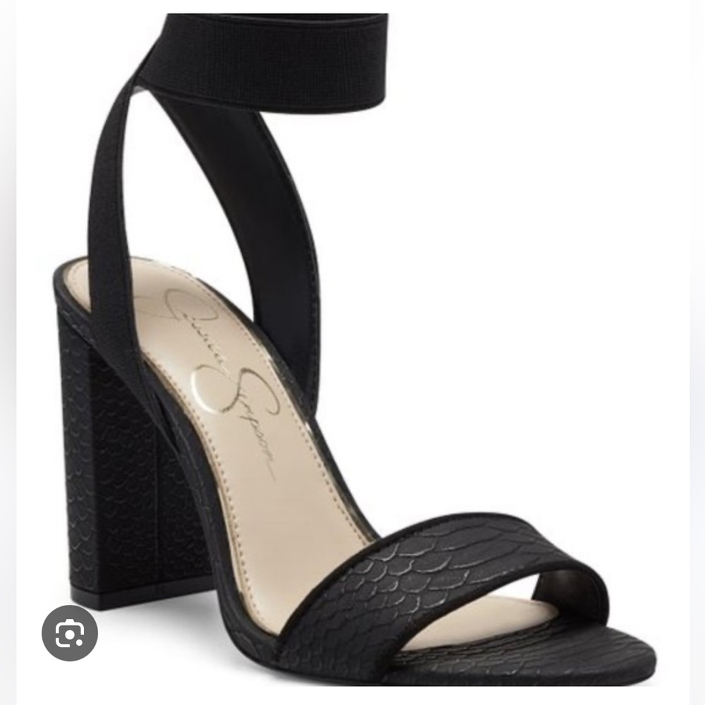 Jessica Simpson Vhondra Sandal